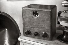 Ποιος ανακάλυψε την τηλεόραση, η δημιουργία της πρώτης έγχρωμης τηλεόρασης Πού εφευρέθηκε η τηλεόραση